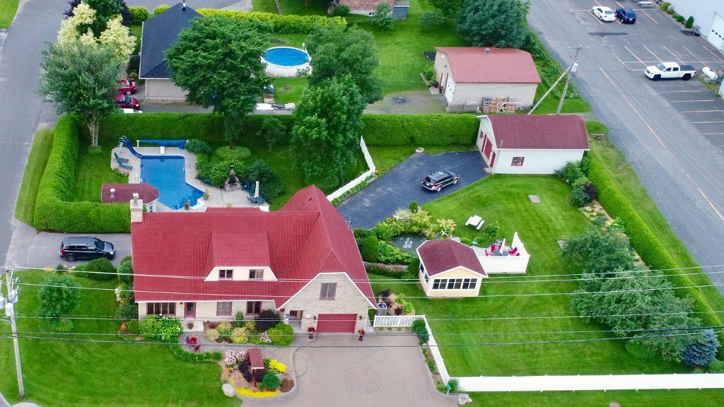 Douces Evasions Bed & Breakfast Saint-Anselme Екстериор снимка